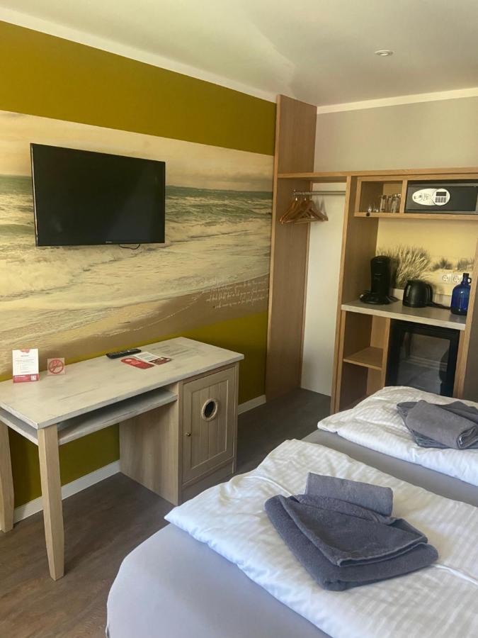& Zur Linde 3* Middelhagen